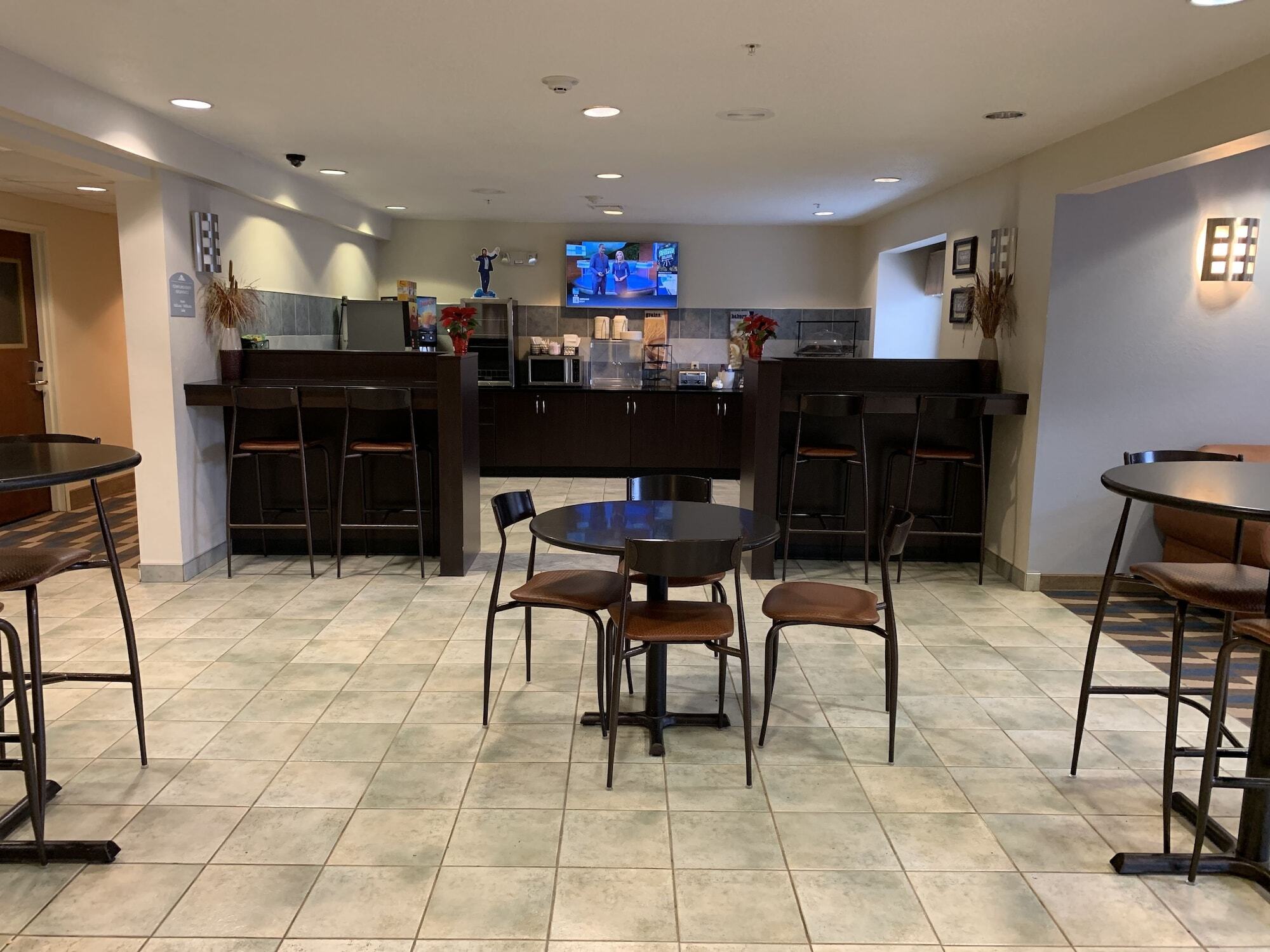 Microtel Inn & Suites באת' מראה חיצוני תמונה